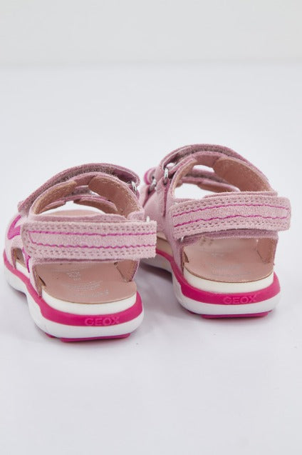 GEOX B SANDAL DELHI GIRL en color ROSA  (3)