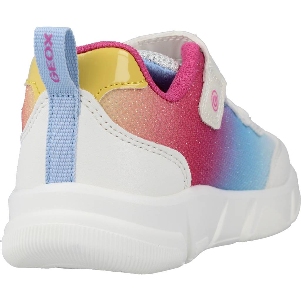 GEOX  J ARIL GIRL en color BLANCO  (3)