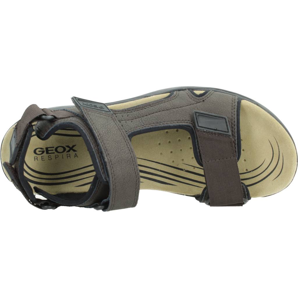 GEOX U TERRENO + GRIP A en color MARRON  (7)