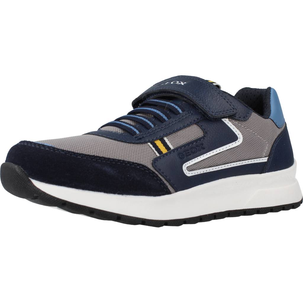 GEOX  J BRIEZEE BOY B en color GRIS  (1)