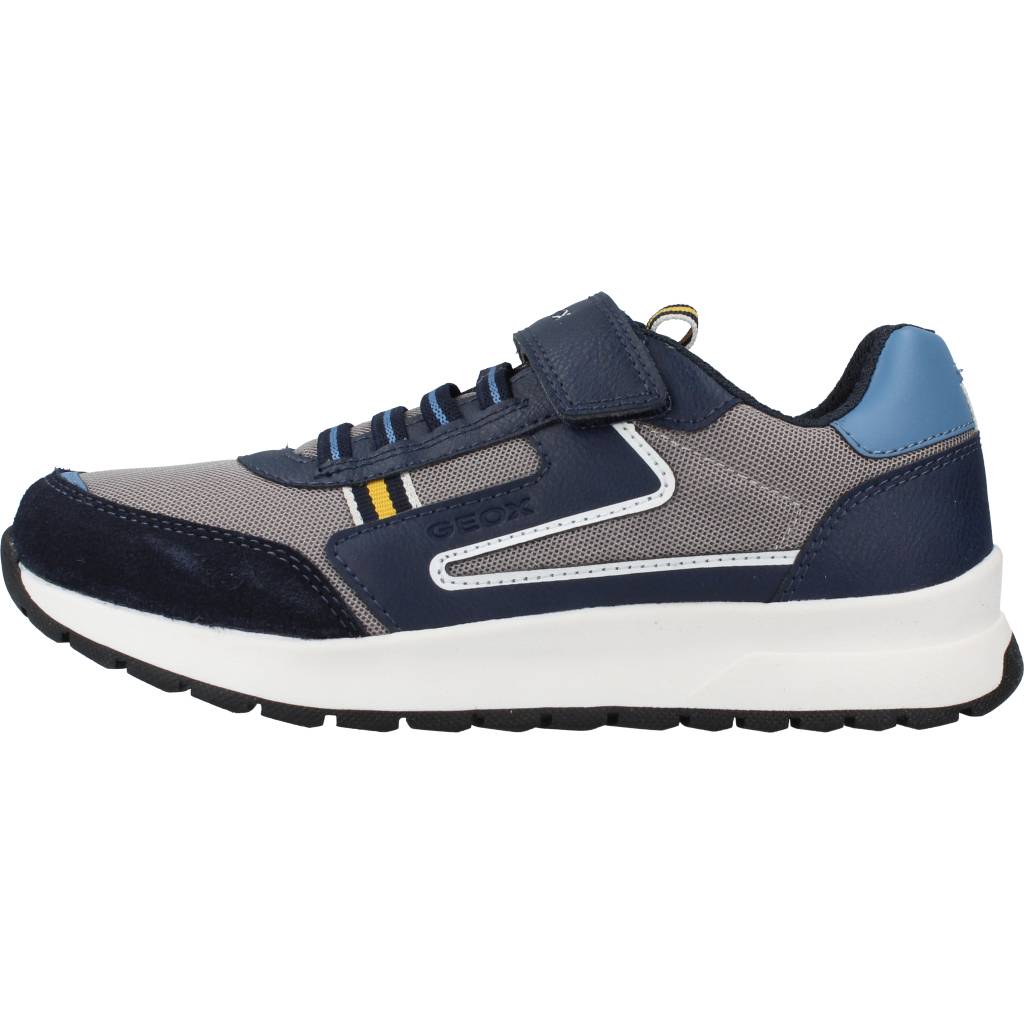 GEOX  J BRIEZEE BOY B en color GRIS  (2)