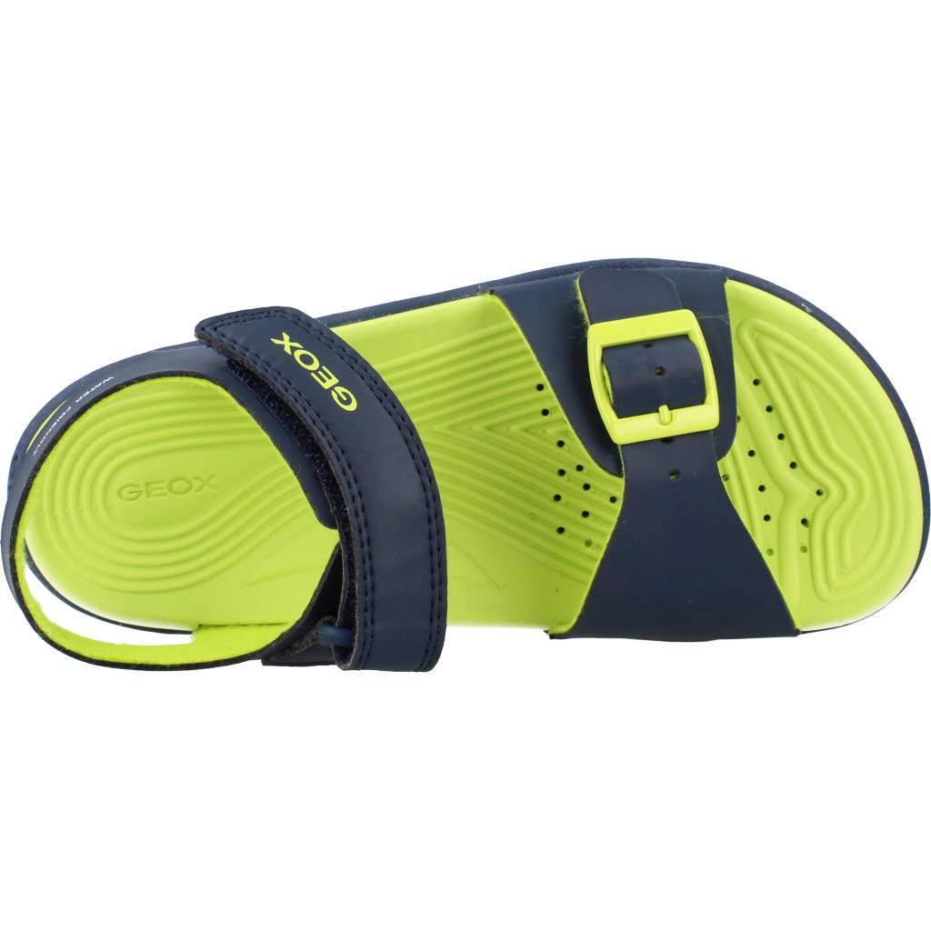 GEOX BC J SANDAL FUSBETTO BO en color VERDE  (7)