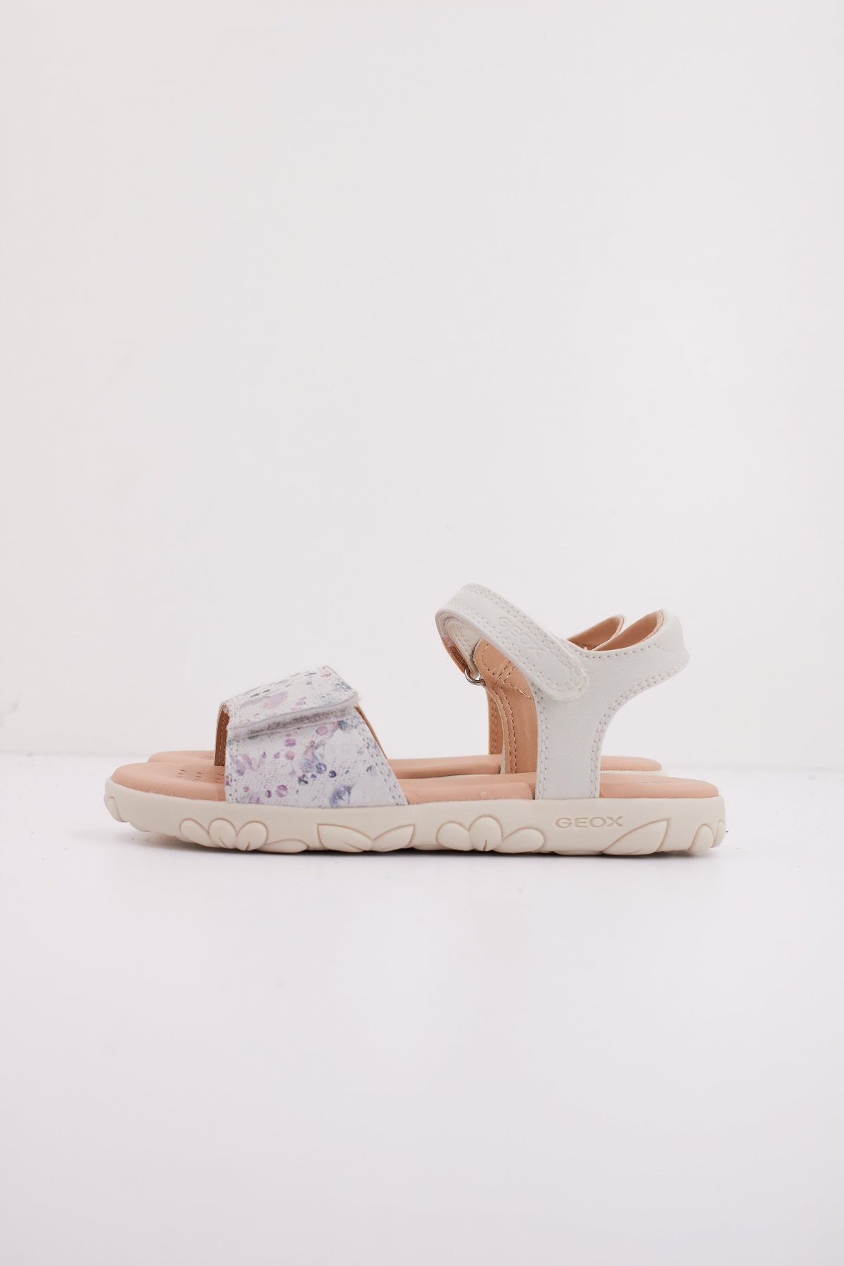 GEOX J SANDAL HAITI GIRL en color BLANCO  (1)