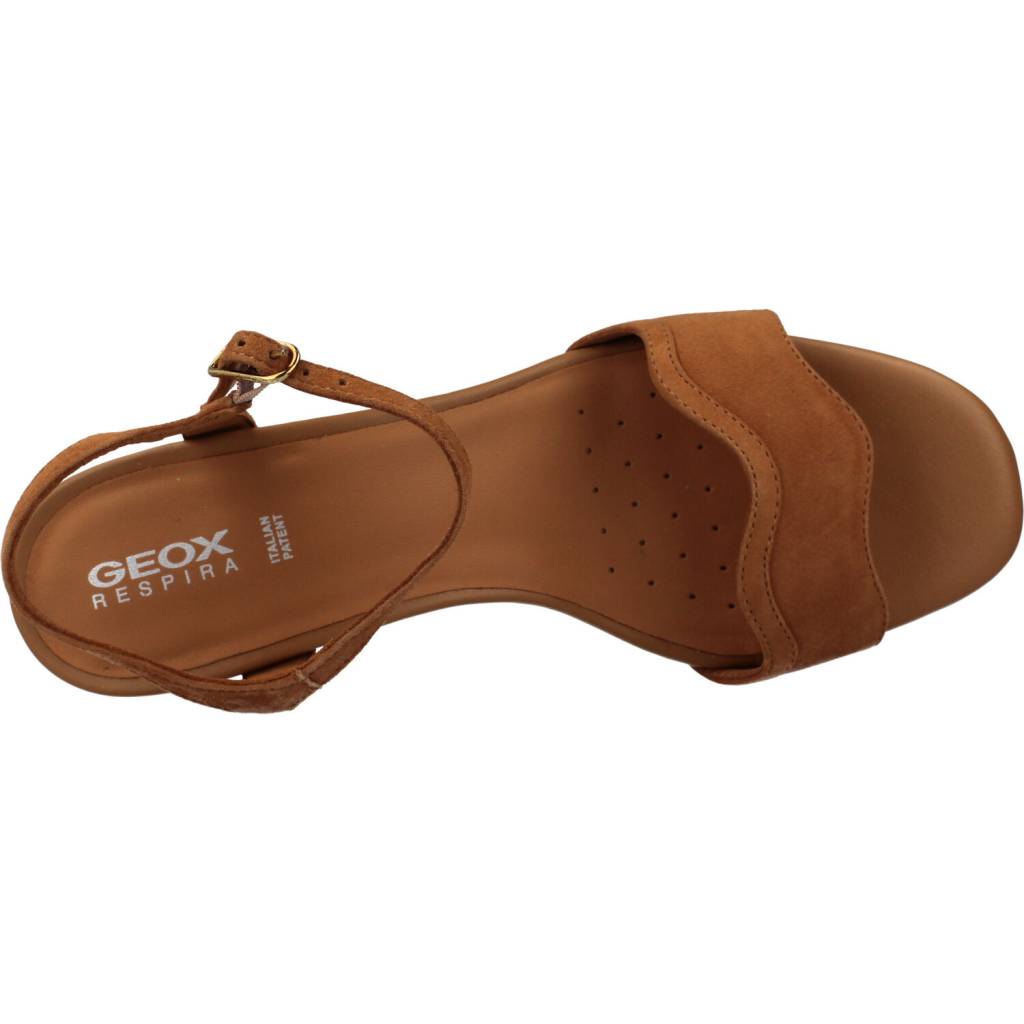 GEOX D NEW ERAKLIA  E en color MARRON  (7)