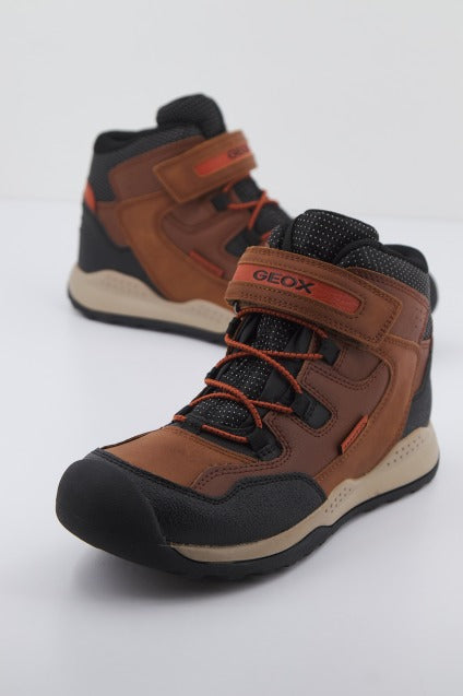 GEOX  J TERAM BOY B ABX en color MARRON  (1)