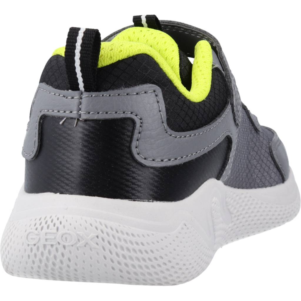 GEOX J SPRINTYE BOY en color GRIS  (3)