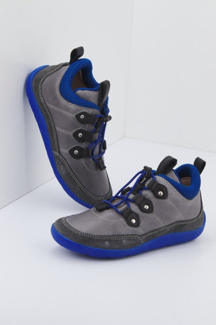 GEOX J BAREFEEL BOY en color GRIS  (1)