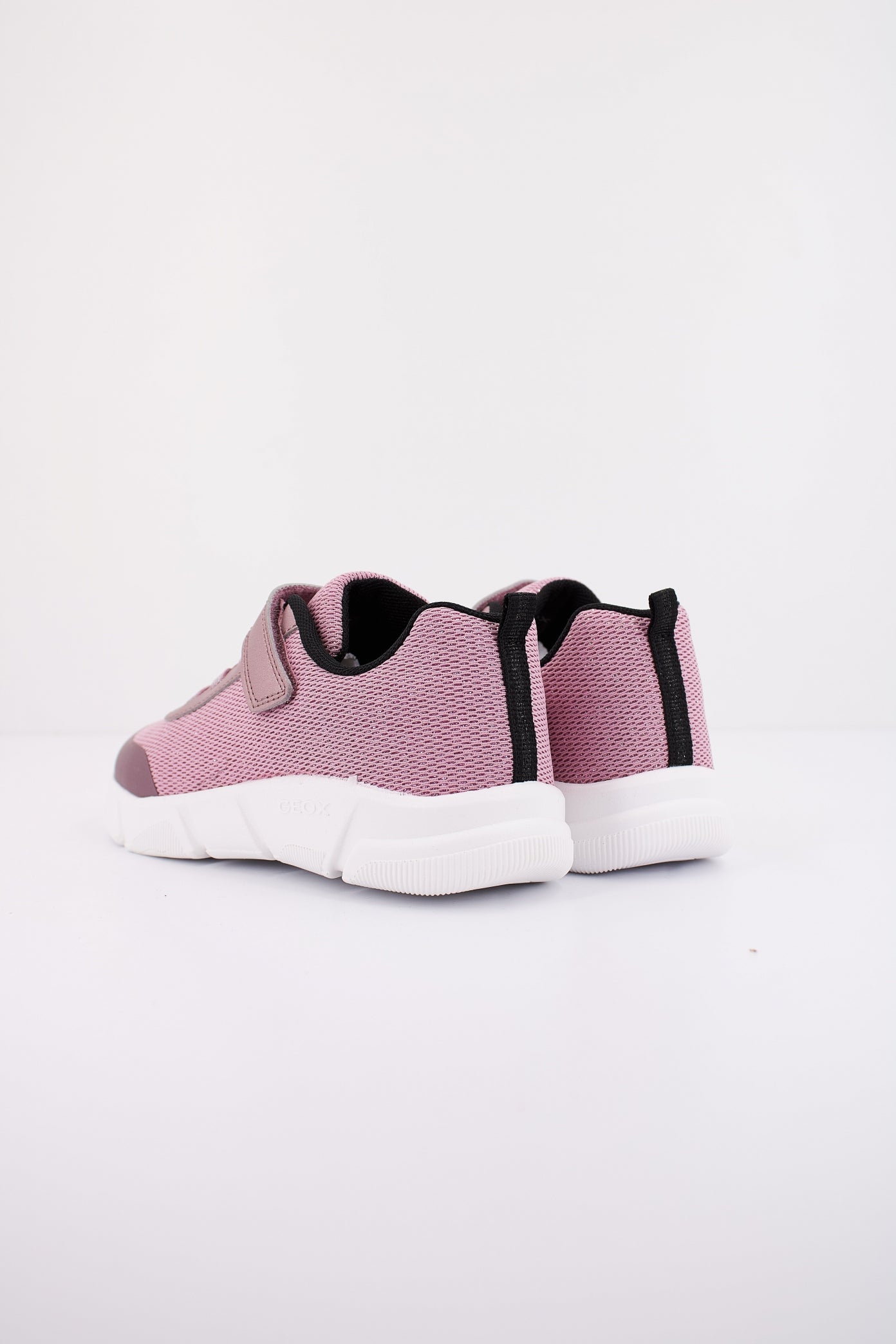 GEOX J ARIL GIRL en color ROSA  (4)