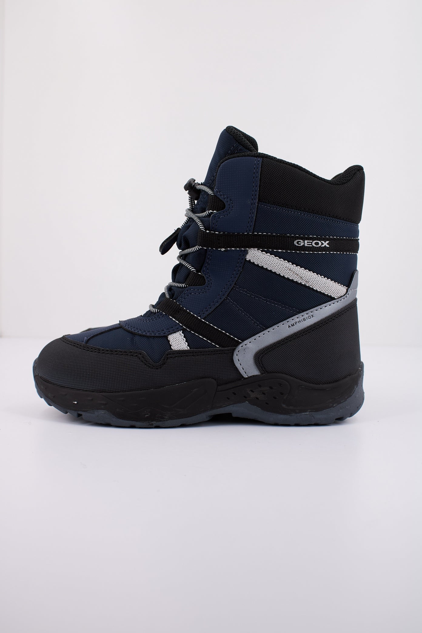 GEOX  J SENTIERO BOY B ABX en color AZUL  (1)