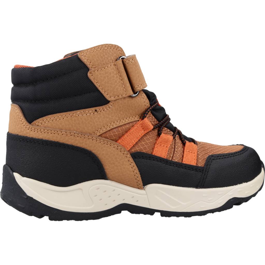 GEOX J SENTIERO BOY B ABX en color MARRON  (4)