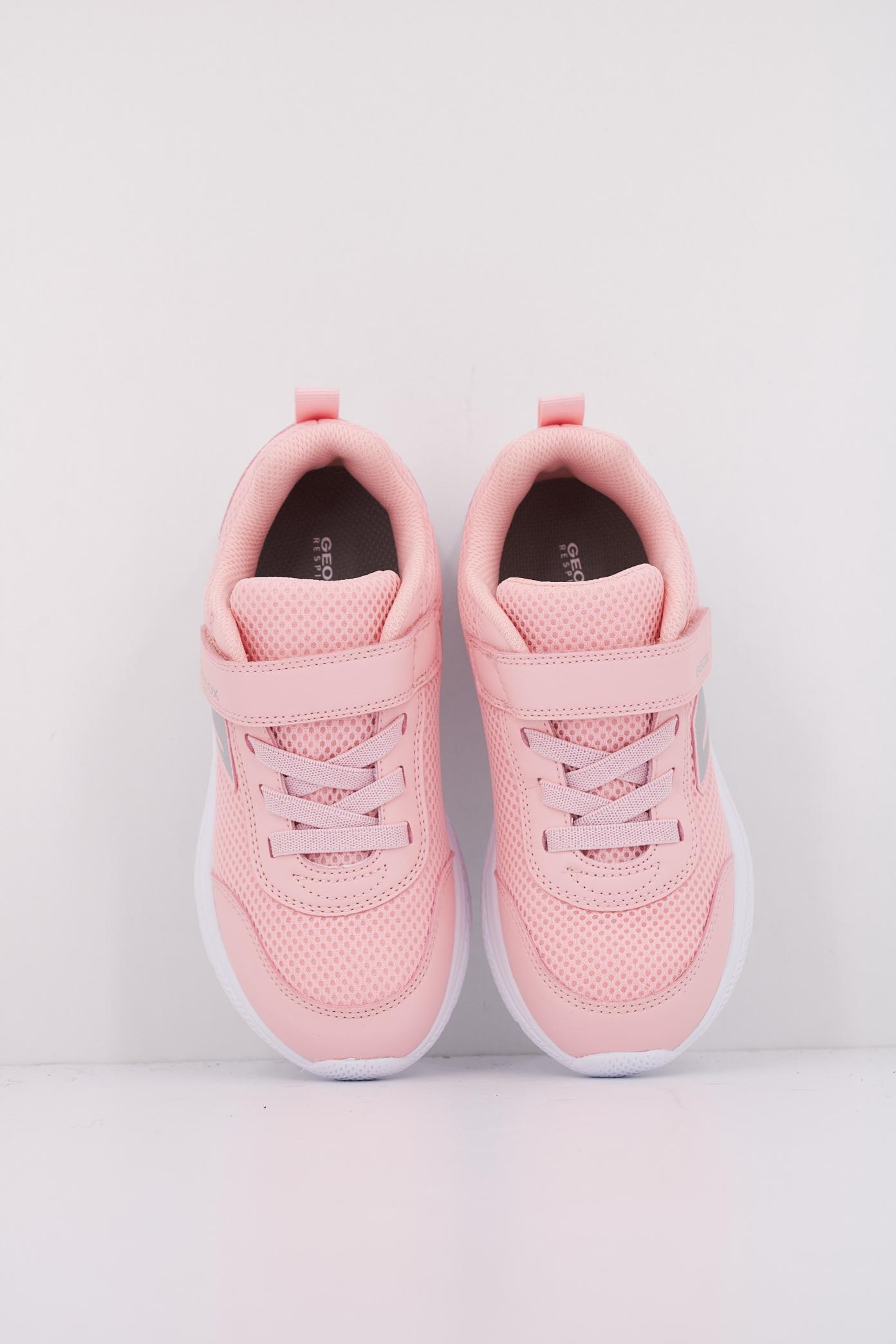 GEOX  J SPRINTYE GIRL en color ROSA  (3)