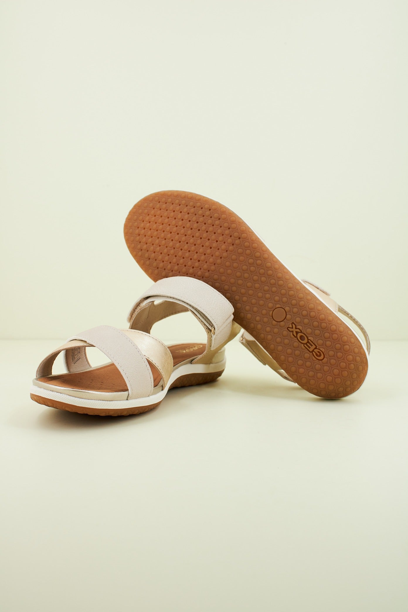 GEOX D SANDAL VEGA en color BEIS  (4)