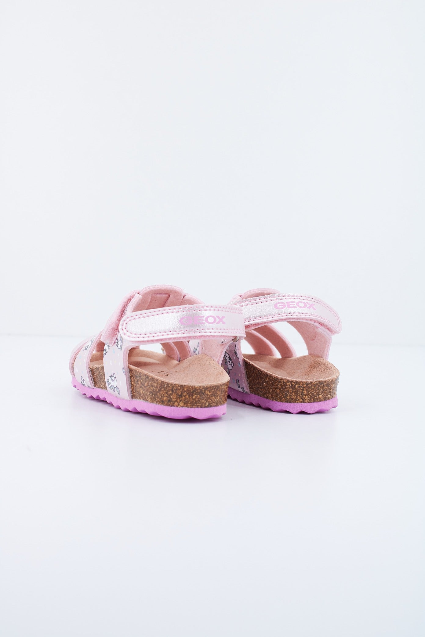 GEOX B SANDAL CHALKI GIRL en color ROSA  (3)