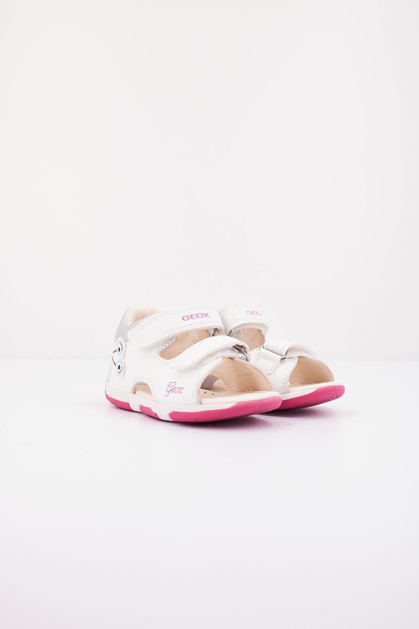 GEOX B SANDAL TAPUZ GIRL en color BLANCO  (2)