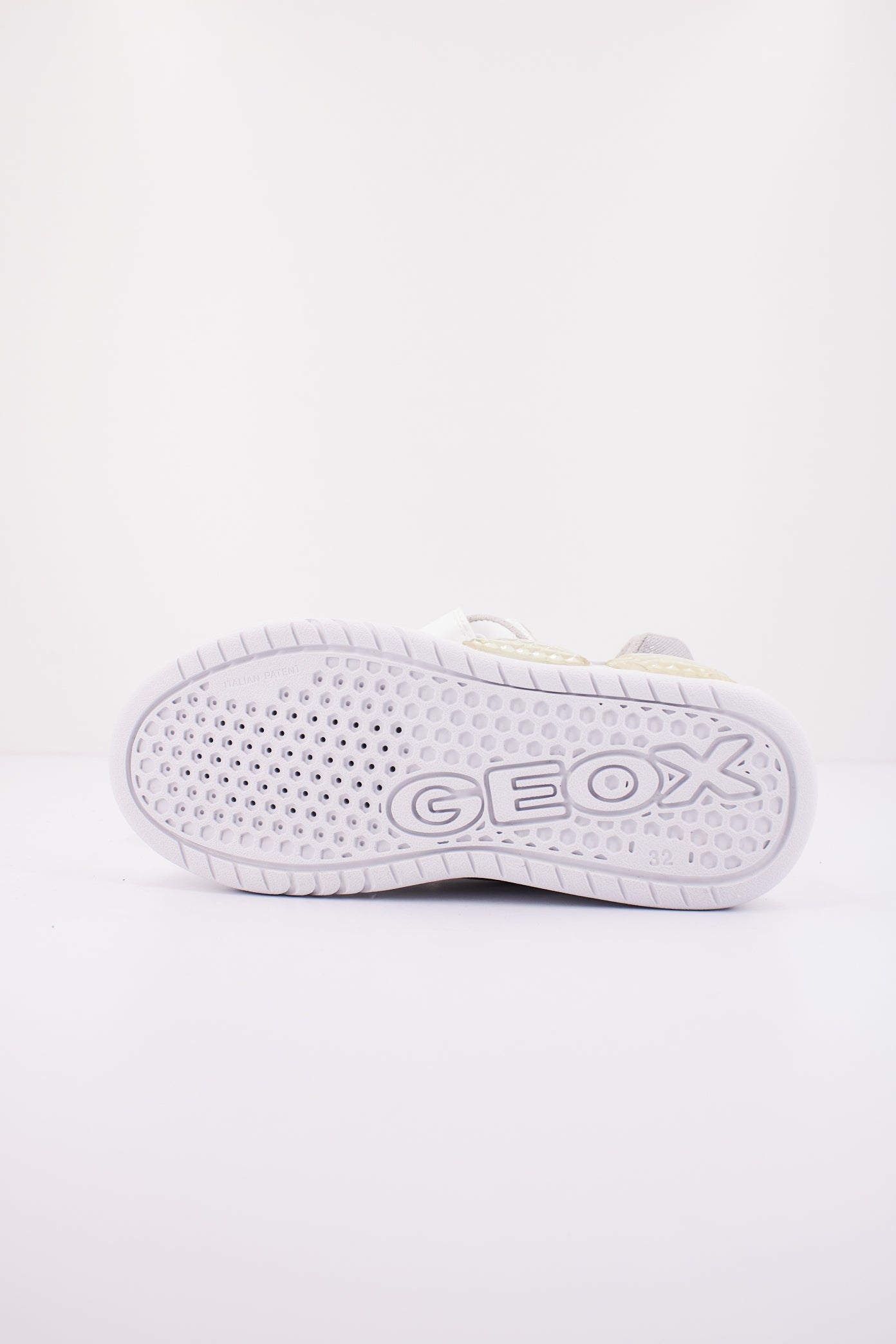 GEOX J ILLUMINUS BOY en color BLANCO  (4)