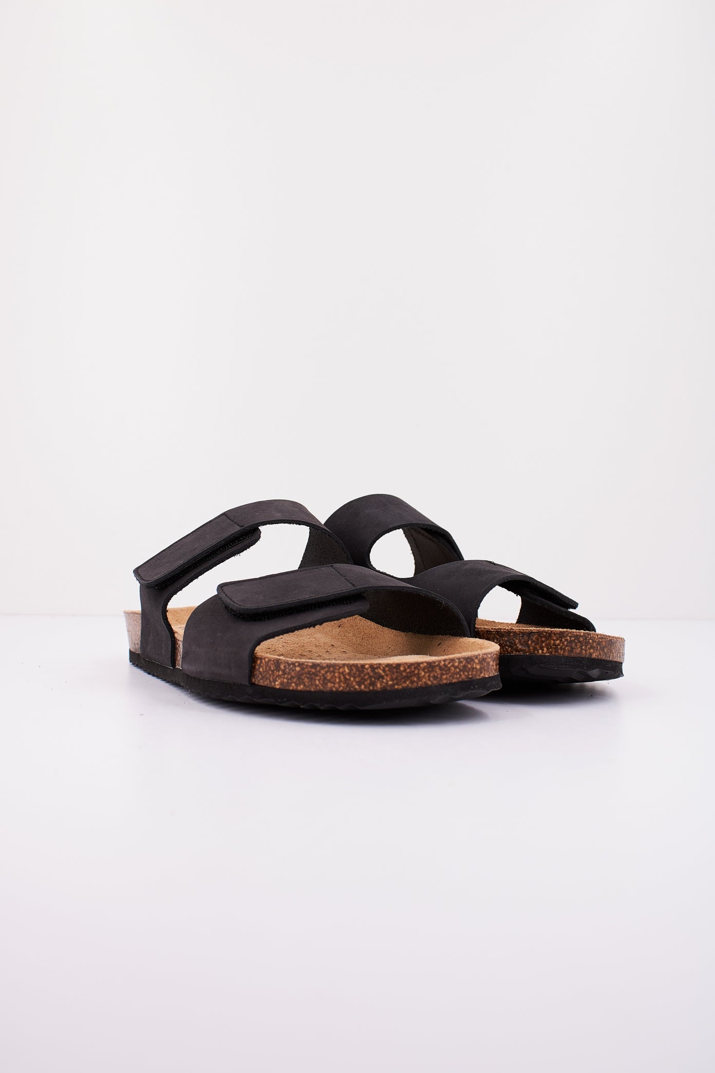 GEOX SANDAL GHITA en color NEGRO  (2)