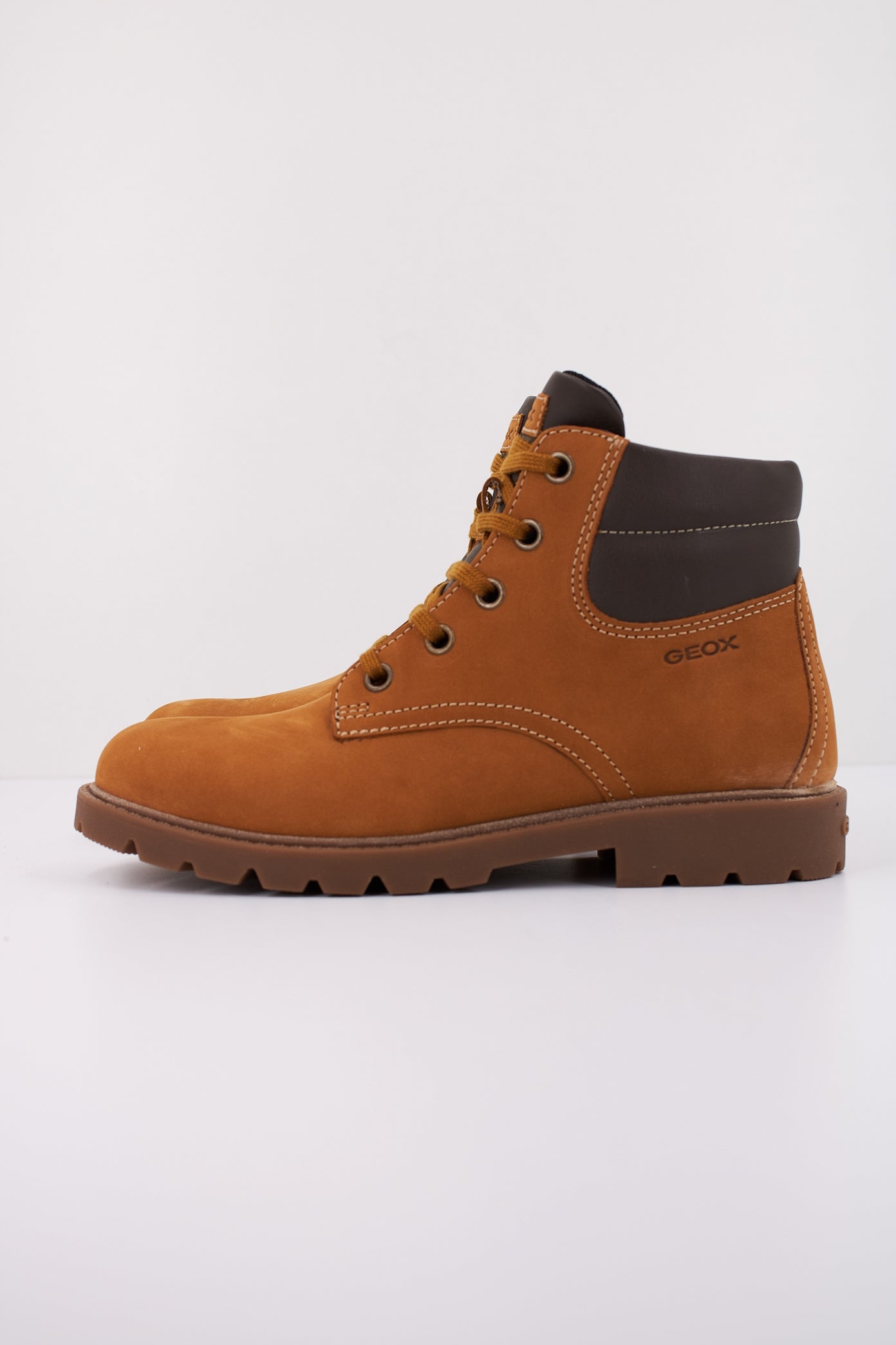 GEOX  J SHAYLAX en color MARRON  (1)