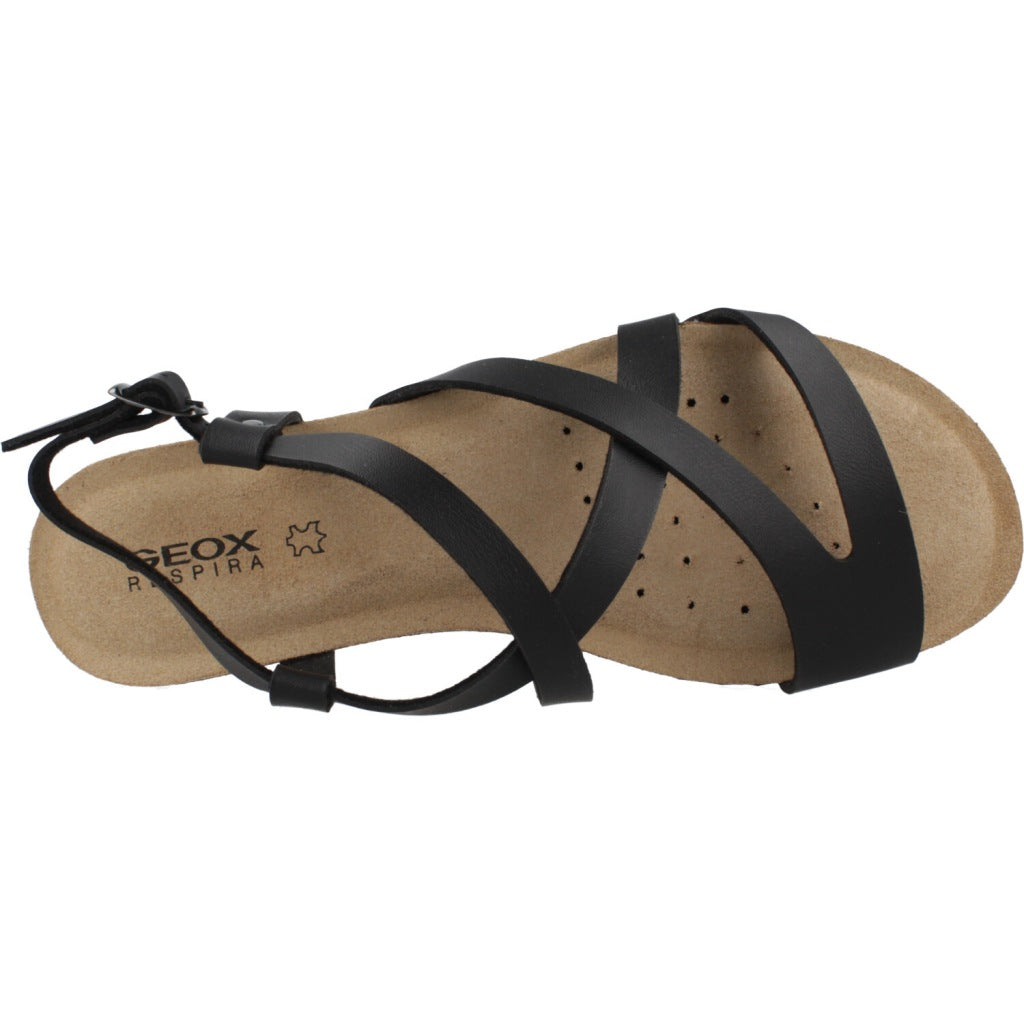 GEOX D BRIONIA LOW en color NEGRO  (7)