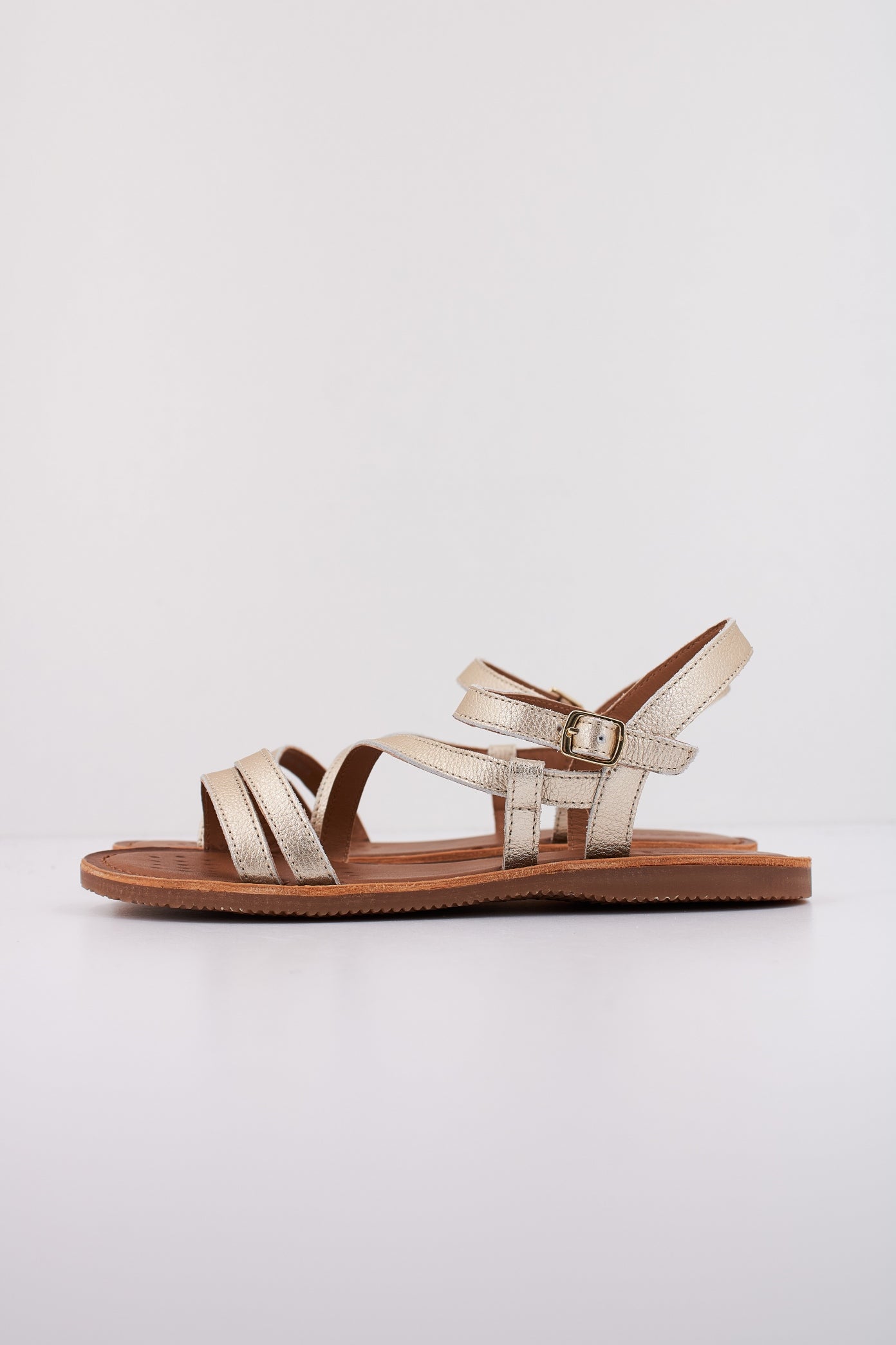 GEOX J SANDAL EOLIE GIRL en color ORO  (1)