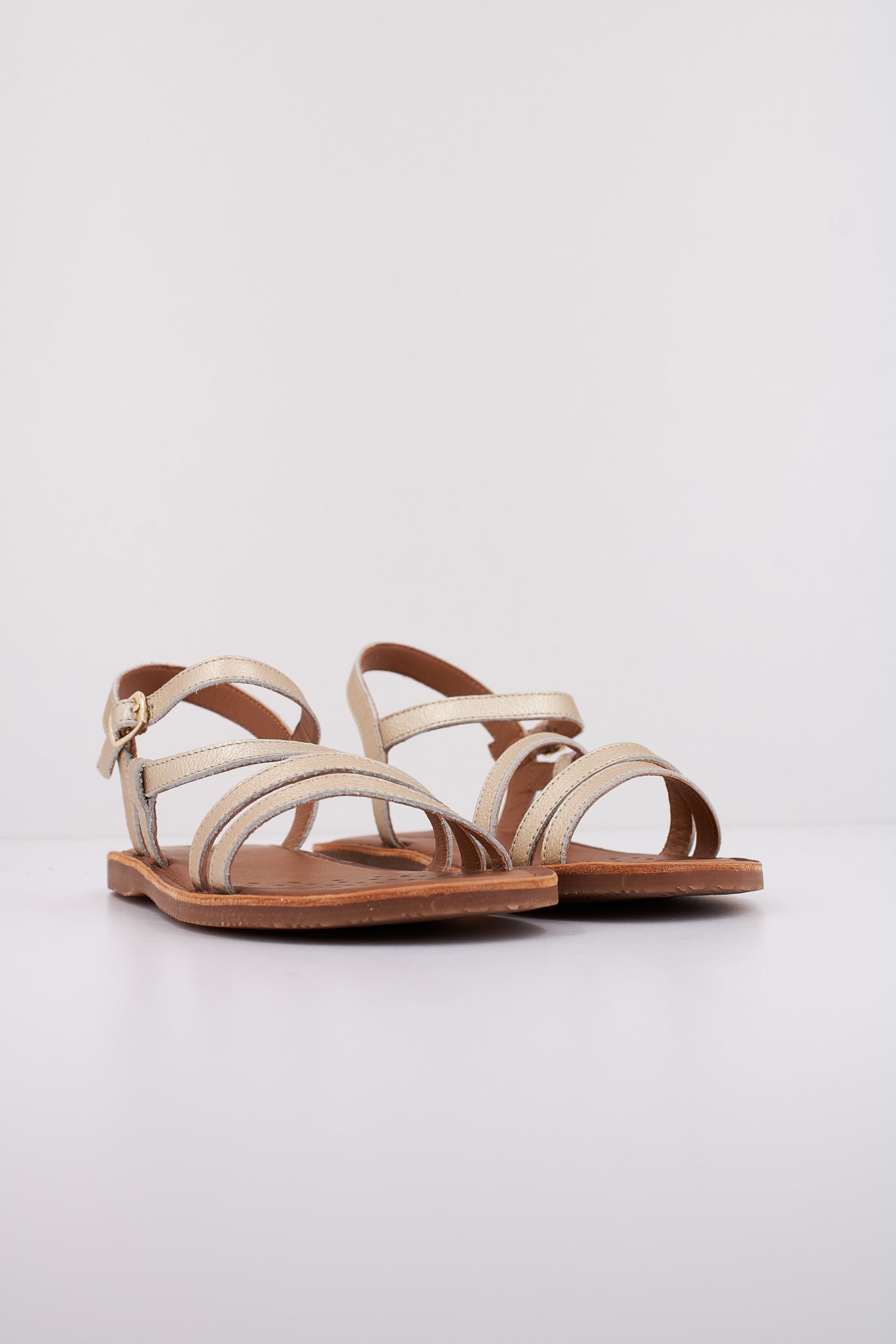 GEOX J SANDAL EOLIE GIRL en color ORO  (2)