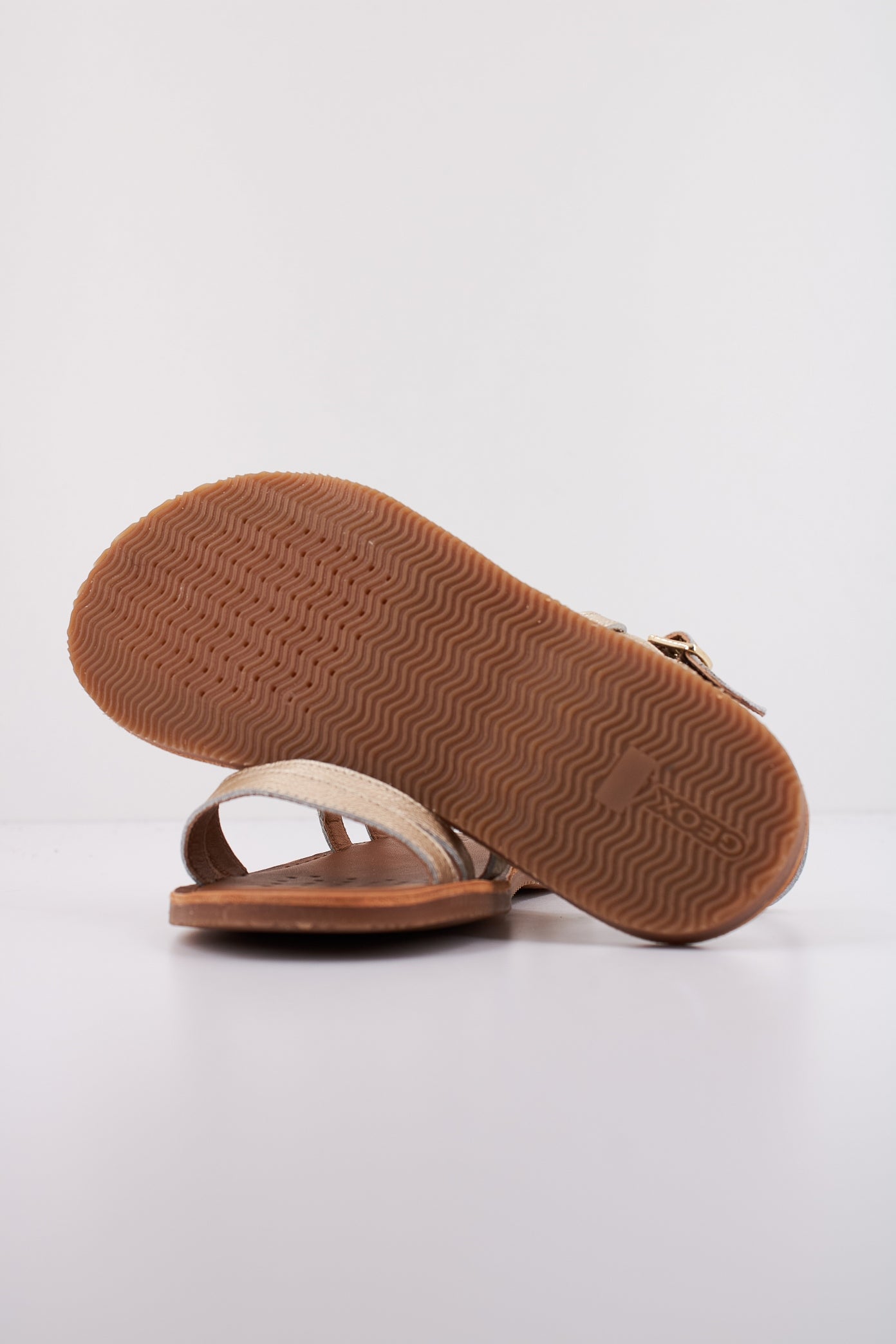 GEOX J SANDAL EOLIE GIRL en color ORO  (5)