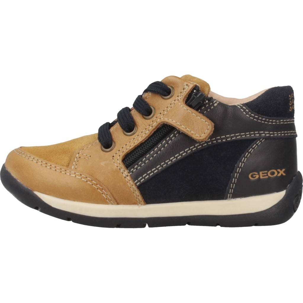 GEOX B EACH BOY en color MARRON CLARO  (2)