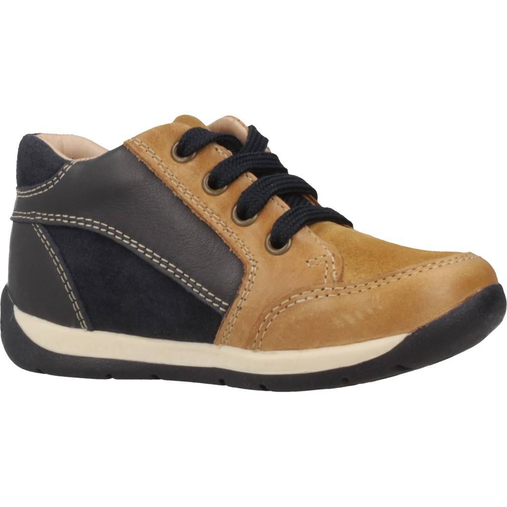 GEOX B EACH BOY en color MARRON CLARO  (5)