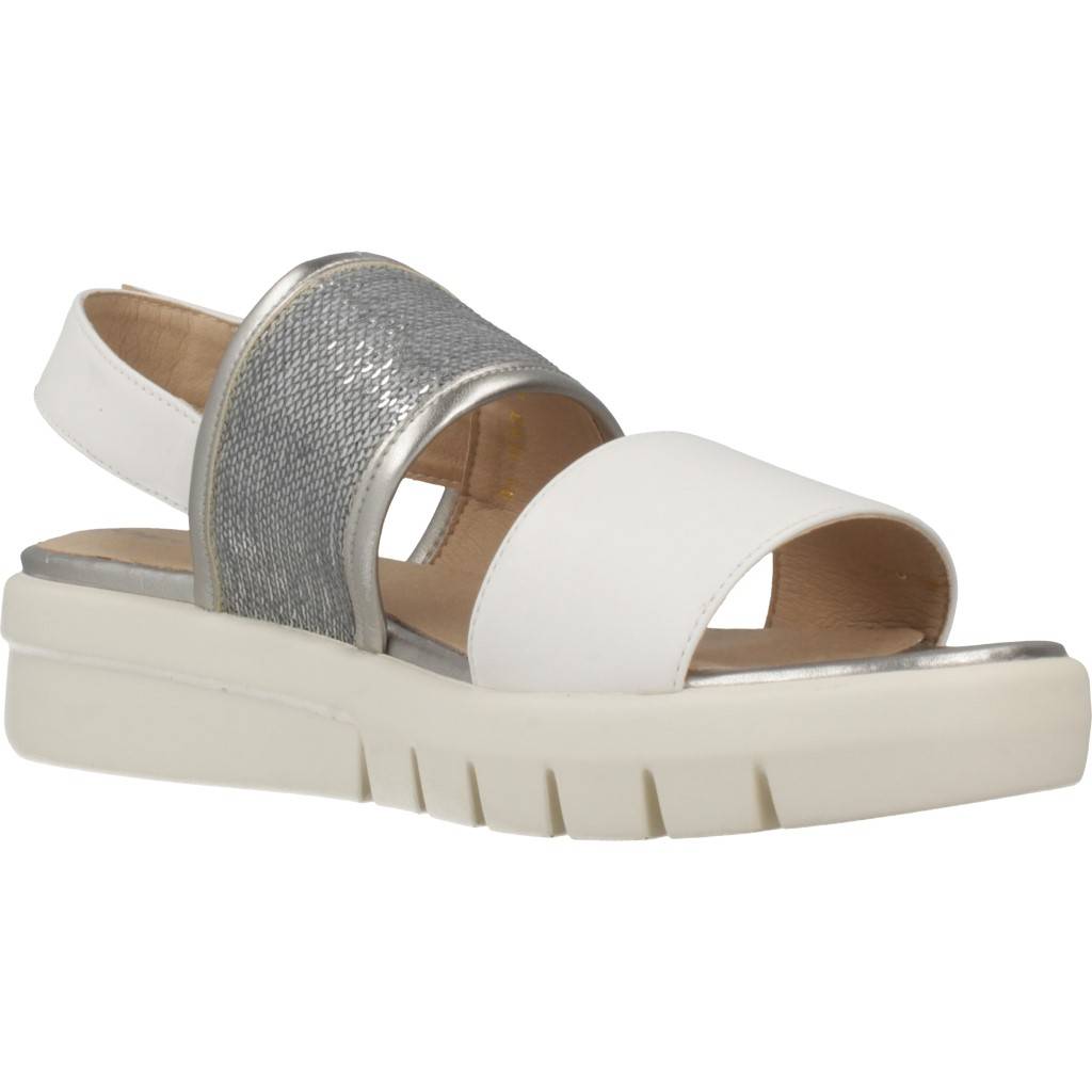 GEOX  D WIMBLEY SANDAL en color BLANCO  (5)