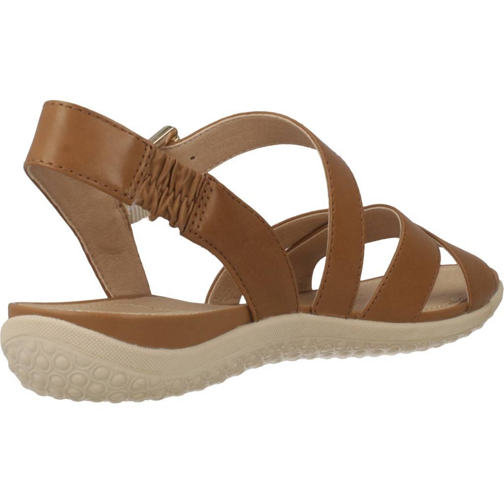 GEOX  SANDAL VEGA en color MARRON  (3)