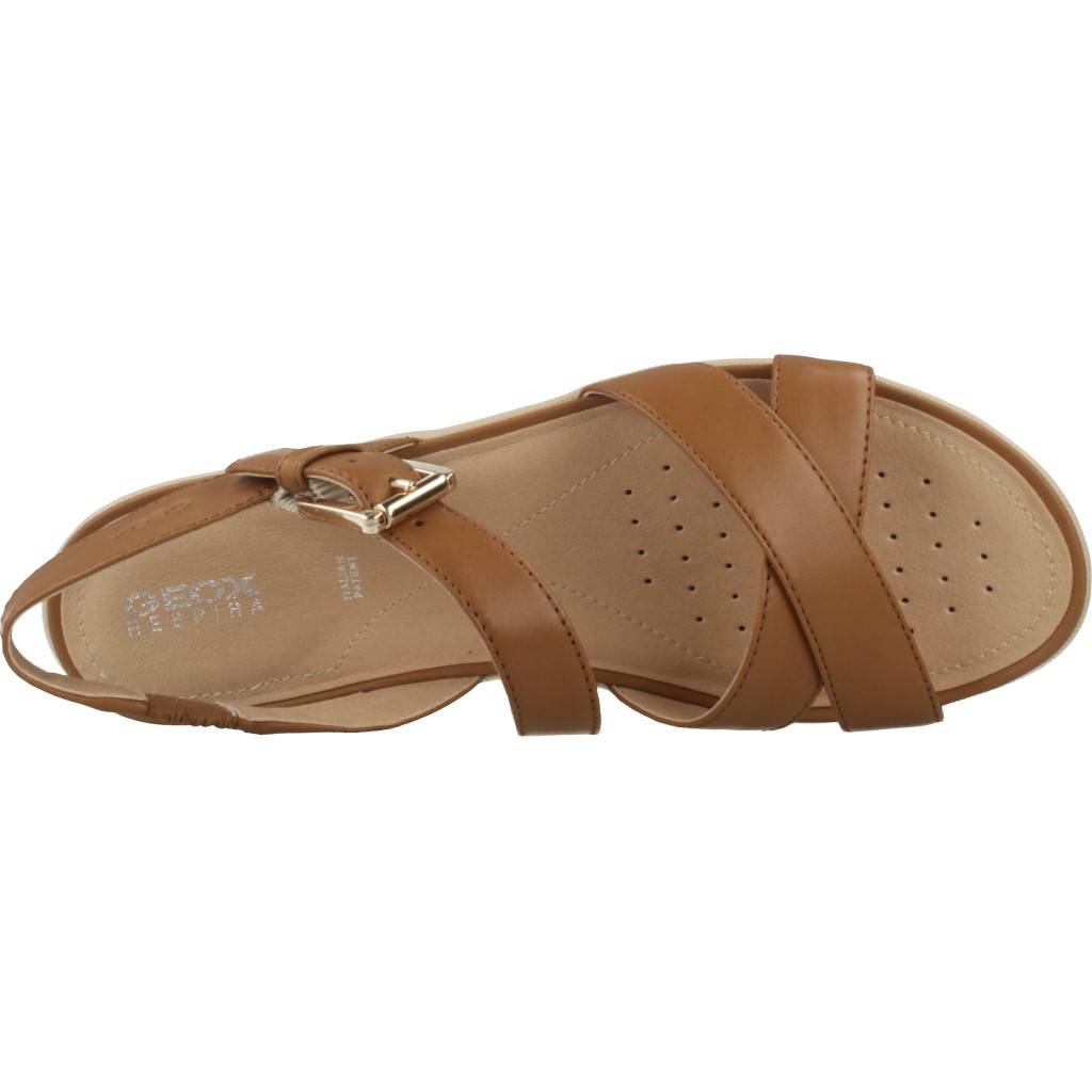 GEOX  SANDAL VEGA en color MARRON  (8)