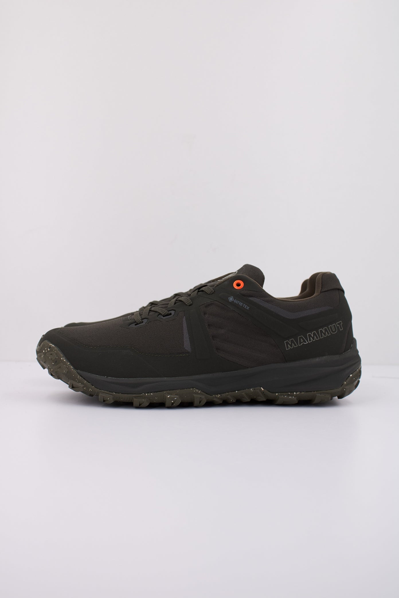 MAMMUT  ULTIMATE III en color GRIS  (1)