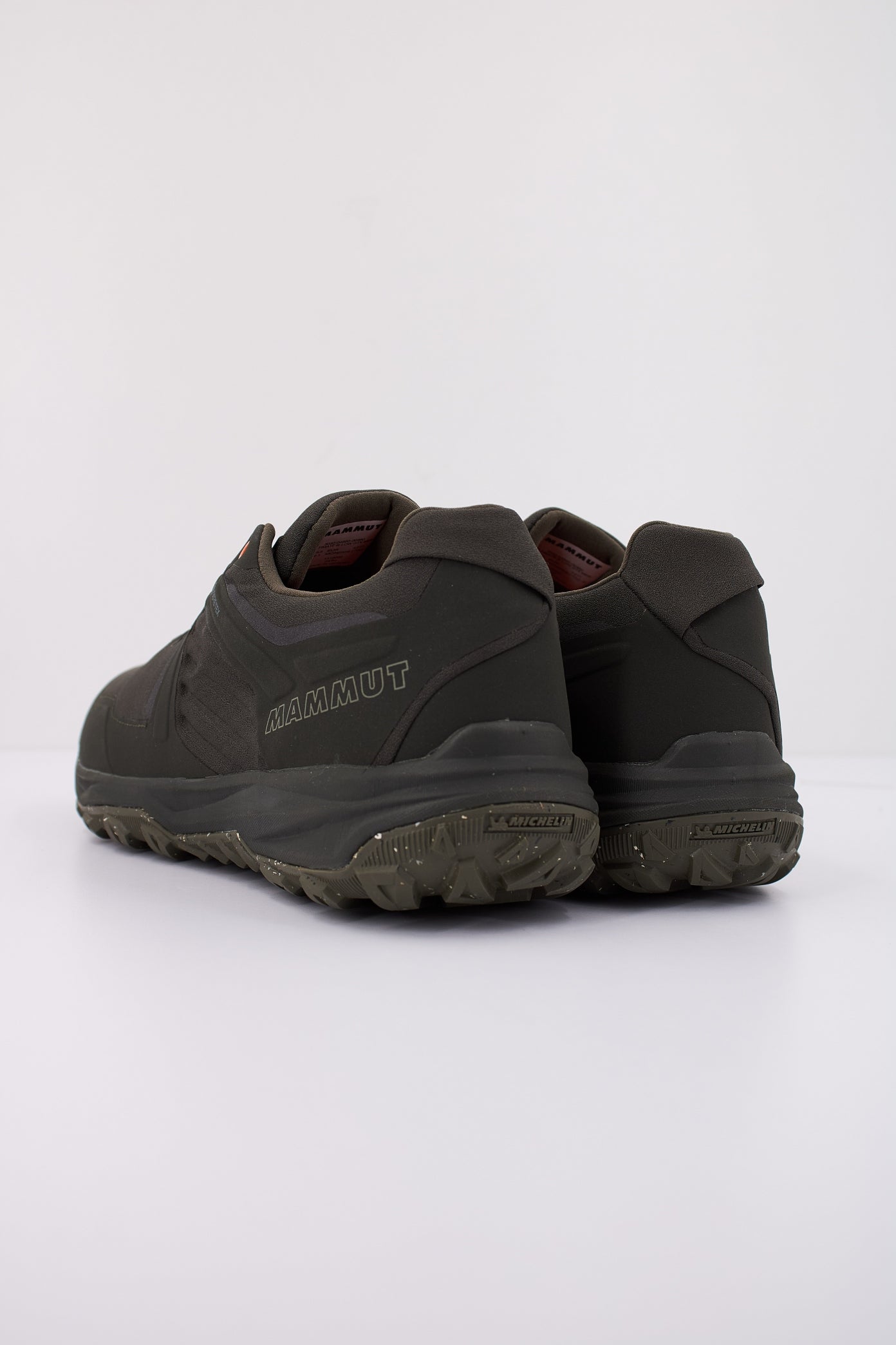 MAMMUT  ULTIMATE III en color GRIS  (4)