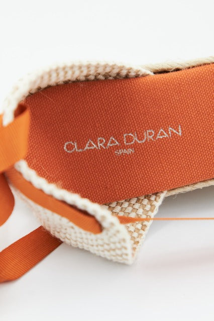 CLARA DURAN VALENANTCD en color NARANJA  (4)