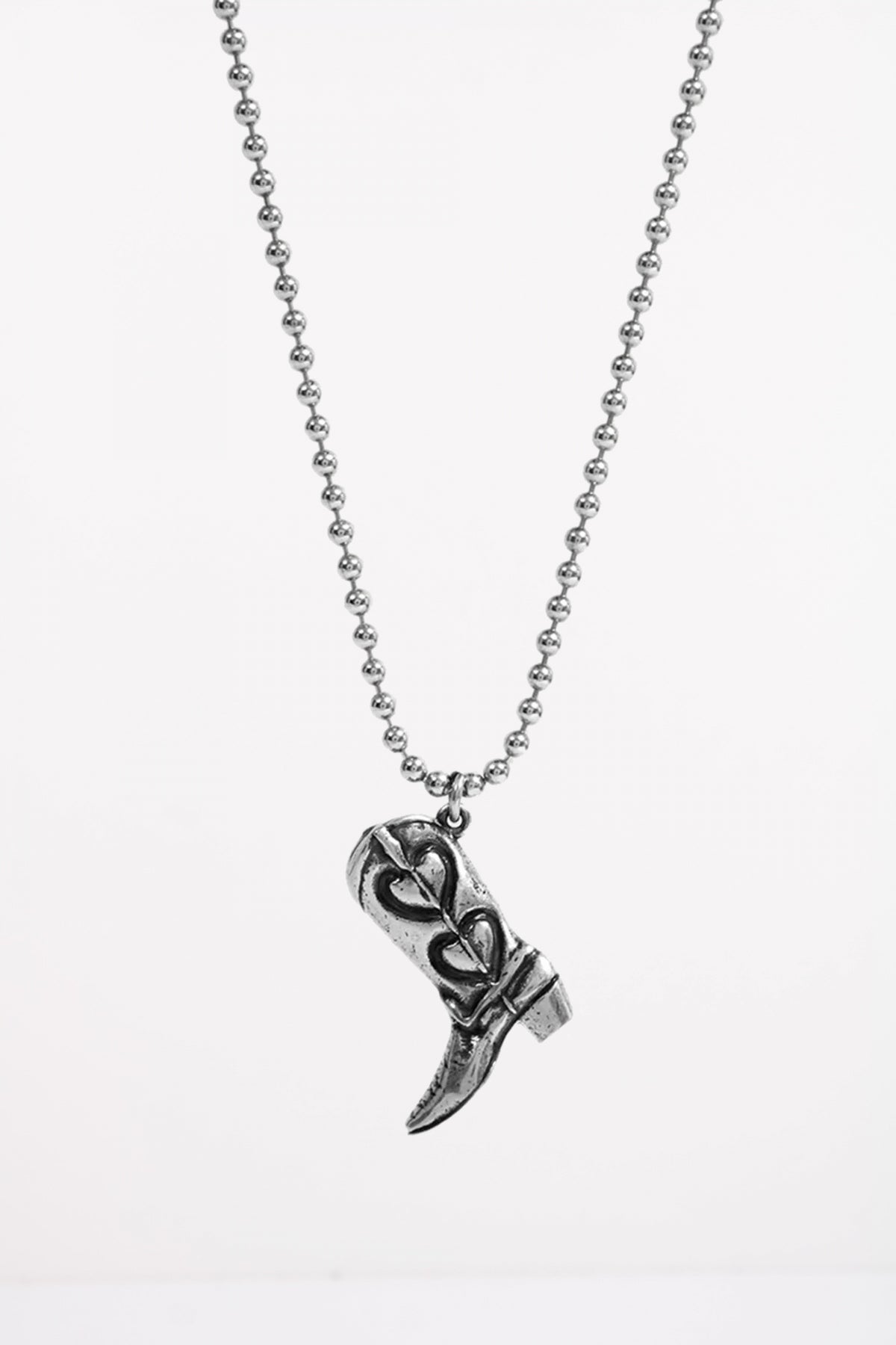 TWOJEYS BOOT NECKLACE en color PLATA  (1)