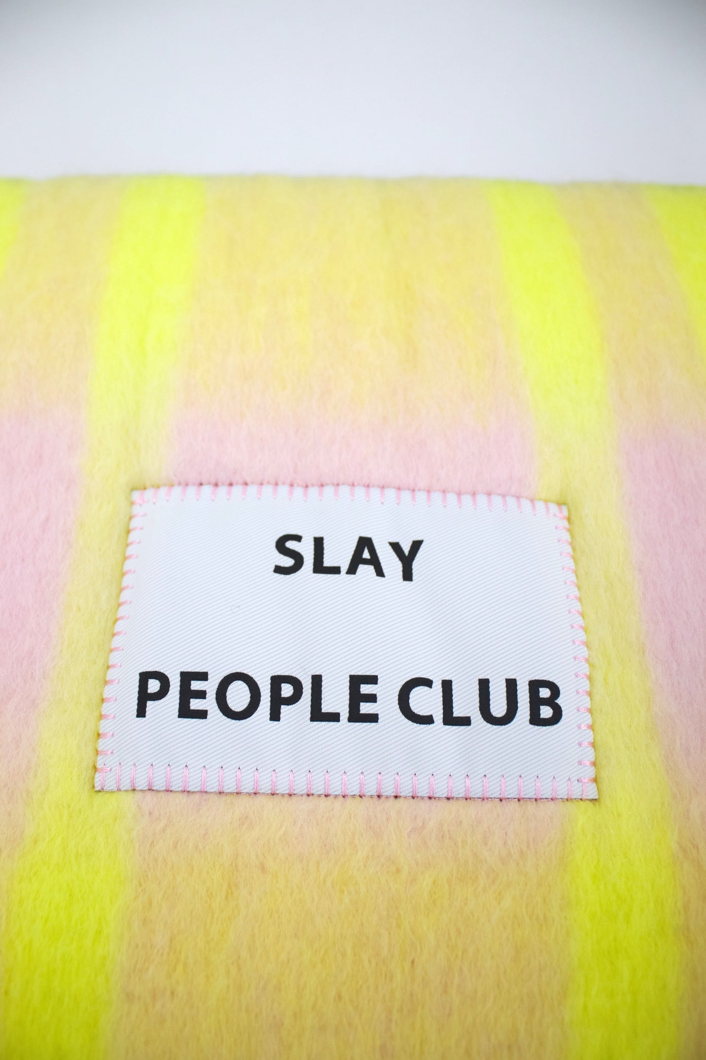 VERB TO DO SLAY PEOPLE CLUB en color MULTICOLOR  (3)