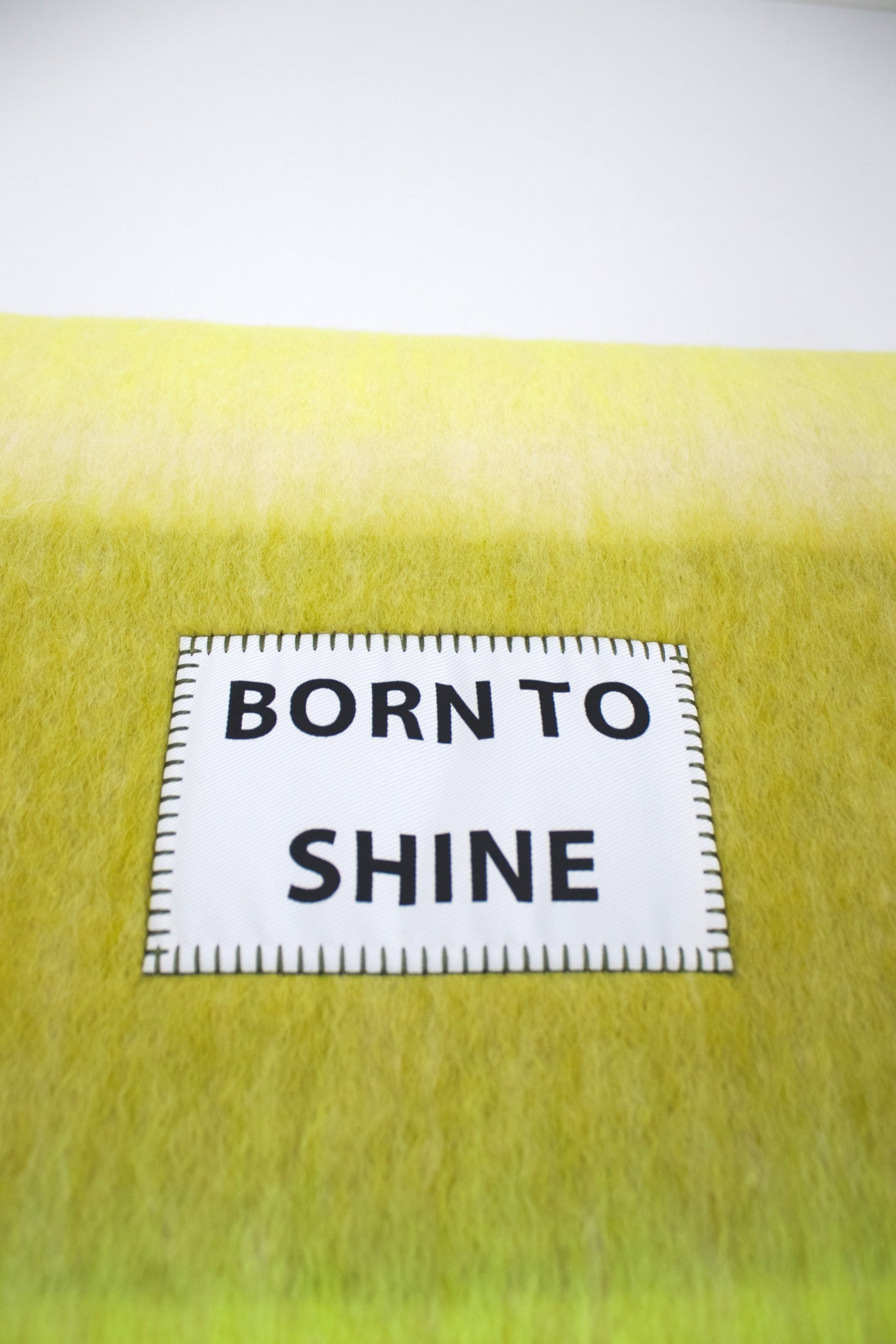 VERB TO DO BORN TO SHINE en color VERDE  (3)