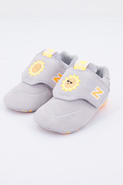 NEW BALANCE CV CHG en color GRIS  (1)