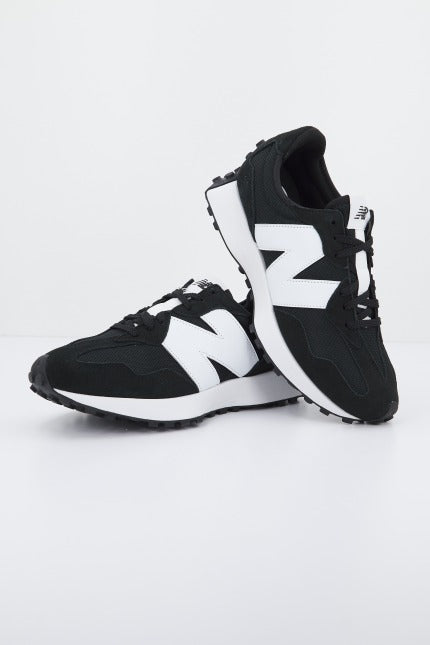 NEW BALANCE MS CBW en color NEGRO  (1)