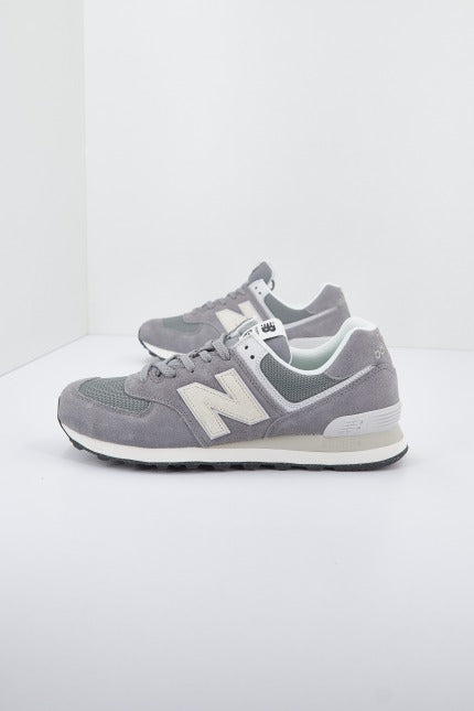 NEW BALANCE U UL en color GRIS  (3)