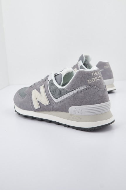 NEW BALANCE U UL en color GRIS  (4)