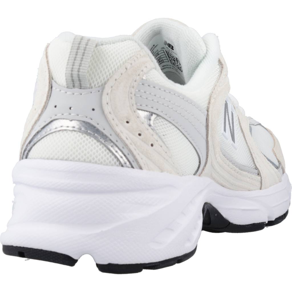 NEW BALANCE  LIFESTYLE en color BEIS  (3)