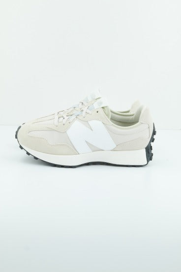 NEW BALANCE U EE en color BEIS  (1)