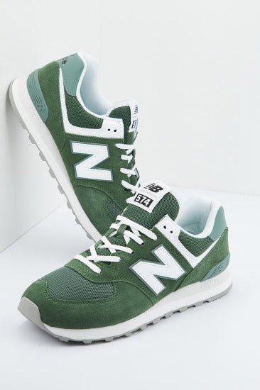 NEW BALANCE U FGG en color VERDE  (3)