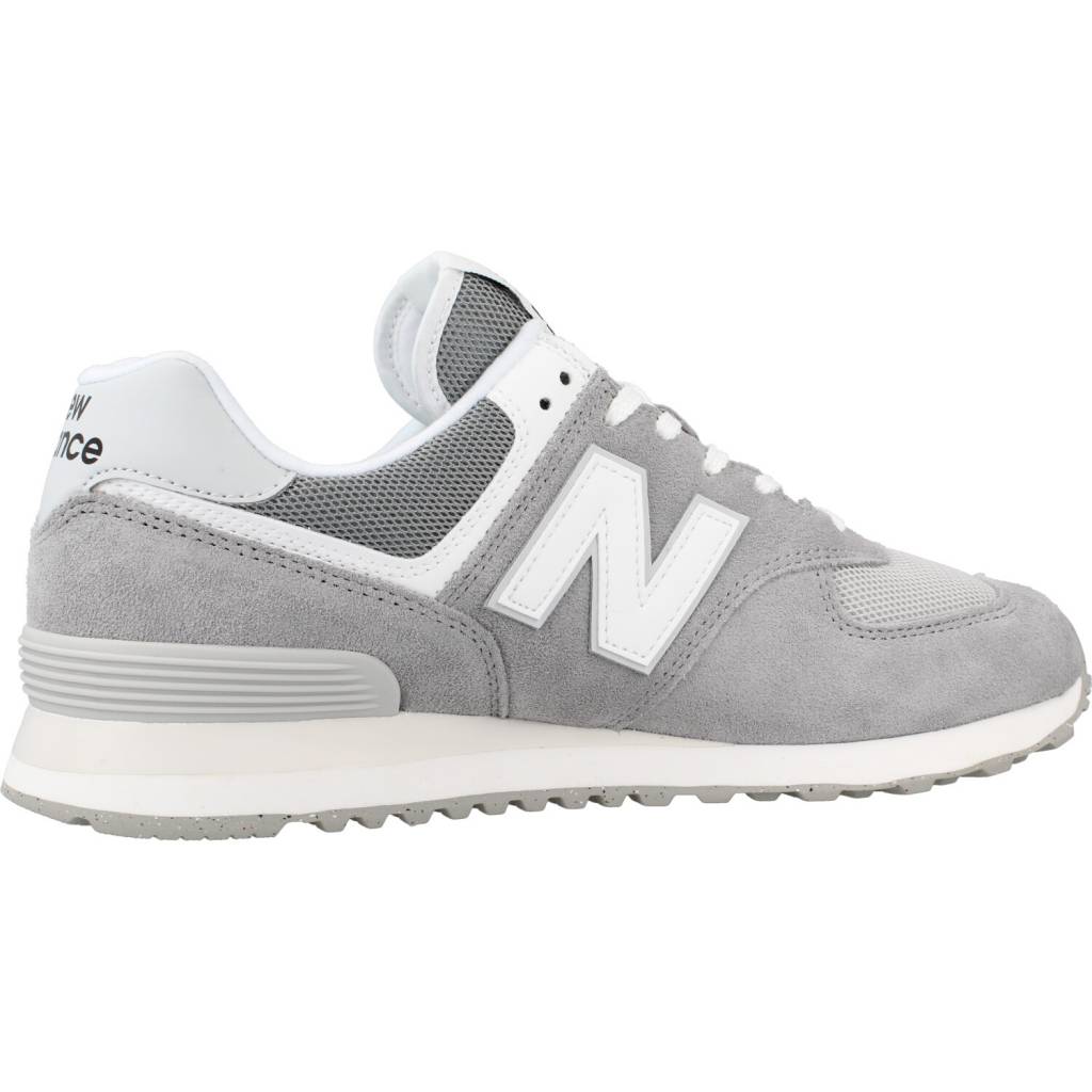 NEW BALANCE U FGR en color GRIS  (5)