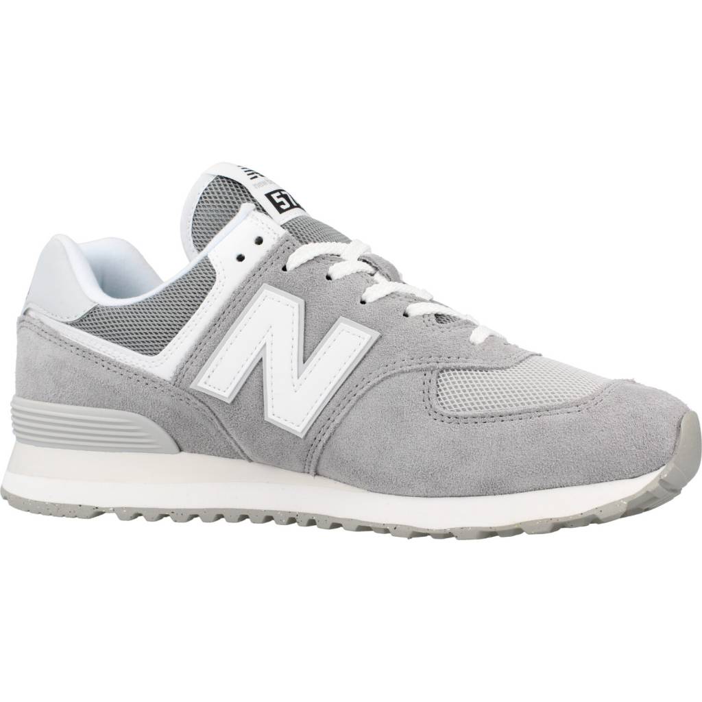 NEW BALANCE U FGR en color GRIS  (6)