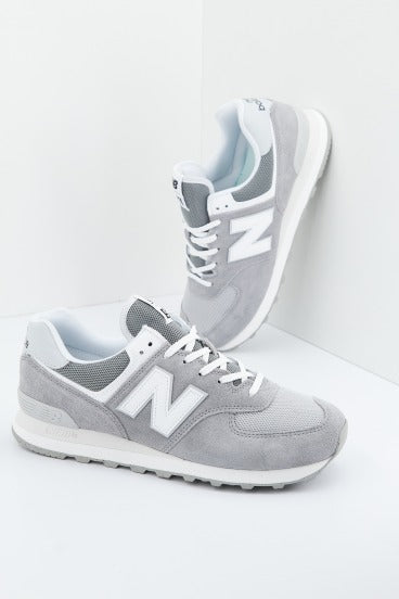 NEW BALANCE U FGR en color GRIS  (1)