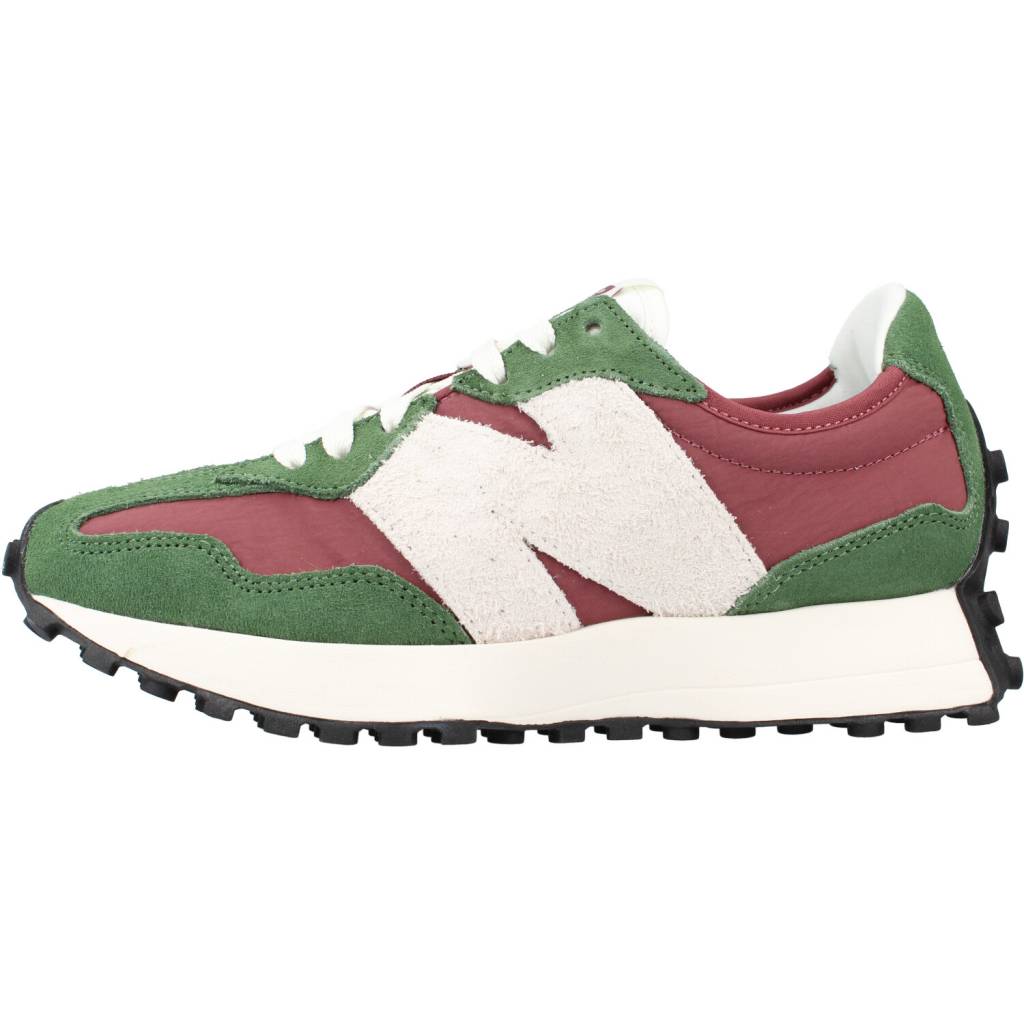 NEW BALANCE WS UO  en color VERDE  (5)