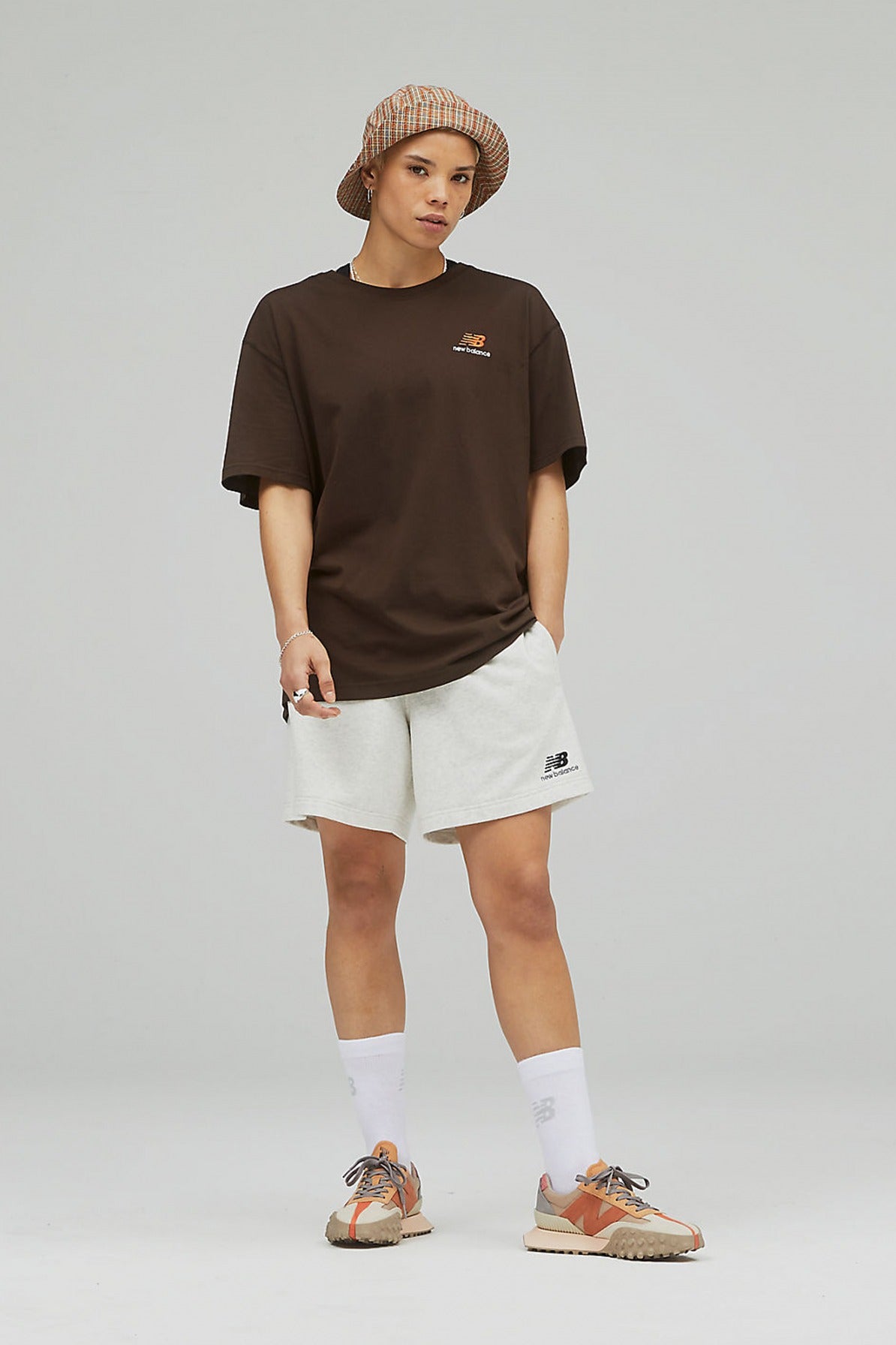 NEW BALANCE UNI-SSENTIALS FRENCH TERRY SHORT en color BLANCO  (3)