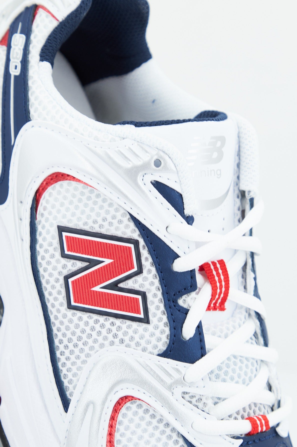 NEW BALANCE MR LO en color BLANCO  (2)