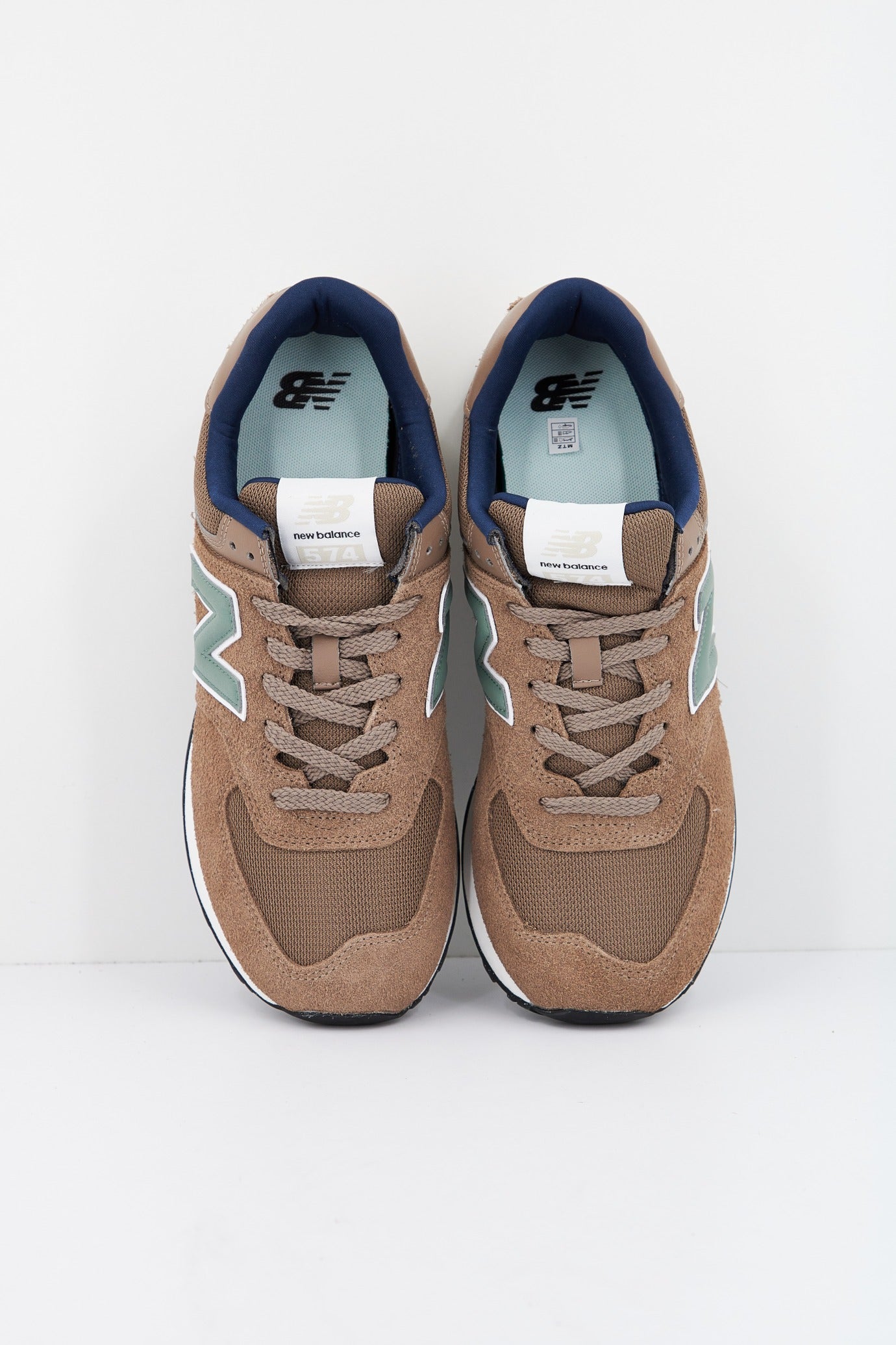 NEW BALANCE U SBB en color MARRON  (2)